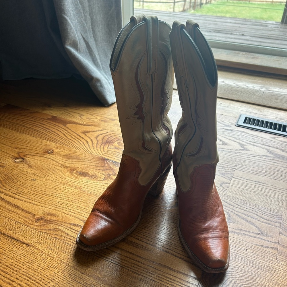 Vintage FRYE cowboy boots 7.5